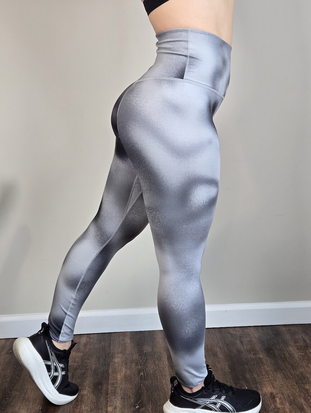 NIKE One Tight Fit - High Rise Full length Legging - Gray - Small